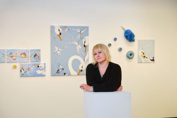 Sunna Dögg Ásgeirsdóttir var að opna sýninguna Ilmur í tvívídd.