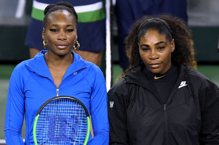 Venus og Serena Williams ætla að spila saman í Cincinnati.