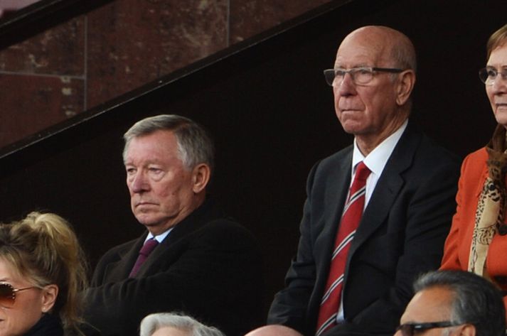 Ferguson ásamt Bobby Charlton á leik með United í september.