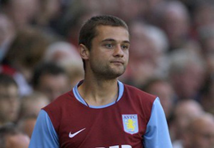Shaun Maloney skoraði tvö fyrir Aston Villa.