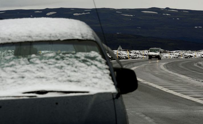 Flughált er á Hellisheiðinni.