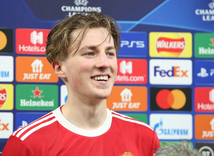 Charlie Savage í viðtal eftir leik Manchester United og Young Boys. Eins og sjá má er hann býsna líkur föður sínum.