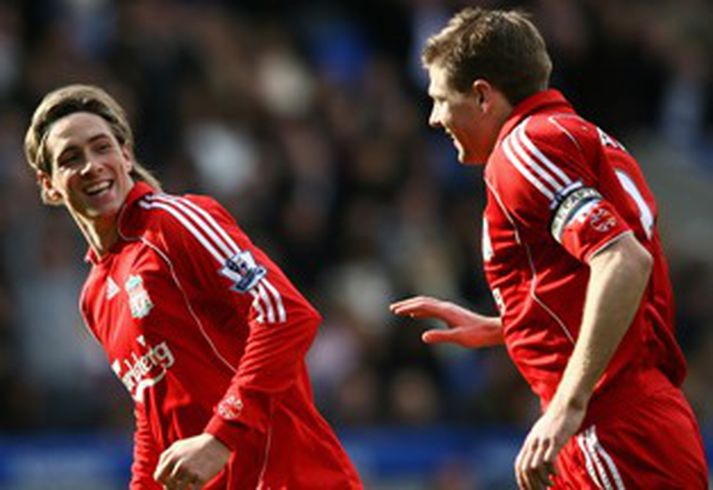 Fernando Torres og Steven Gerrard fagna marki þess síðarnefnda