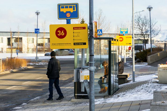 Leið 36 er meðal þeirra Strætóleiða sem hættir núna fyrr að ganga. 