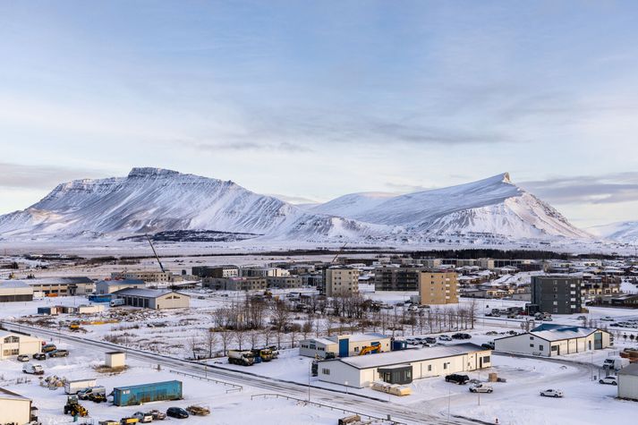 Maðurinn starfaði á leikskóla á Akranesi.