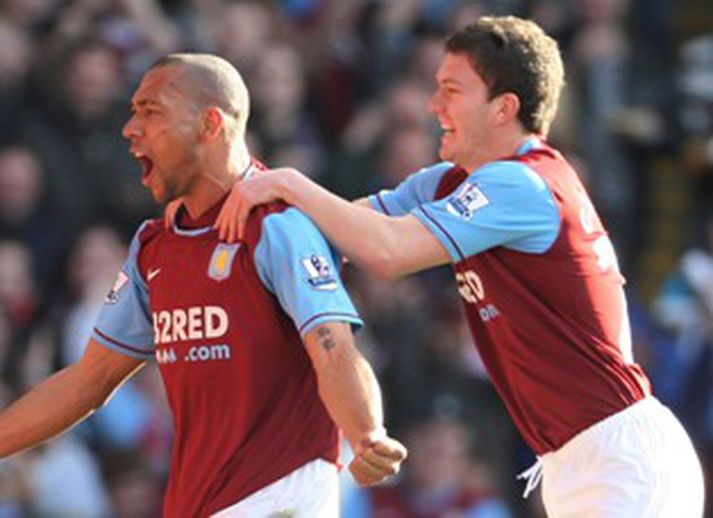 John Carew fagnar einu marka sinna gegn Newcastle