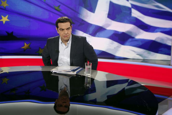 Alexis Tsipras, forsætisráðherra Grikklands, áður en hann ávarpaði þjóð sína í gærkvöldi.