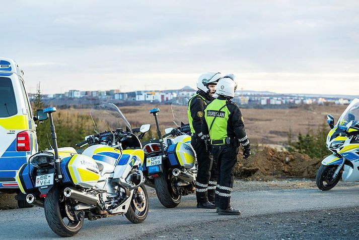 Ökumenn mega búast við sektum, verði þeir ennþá á nagladekkjunum eftir 13. maí.