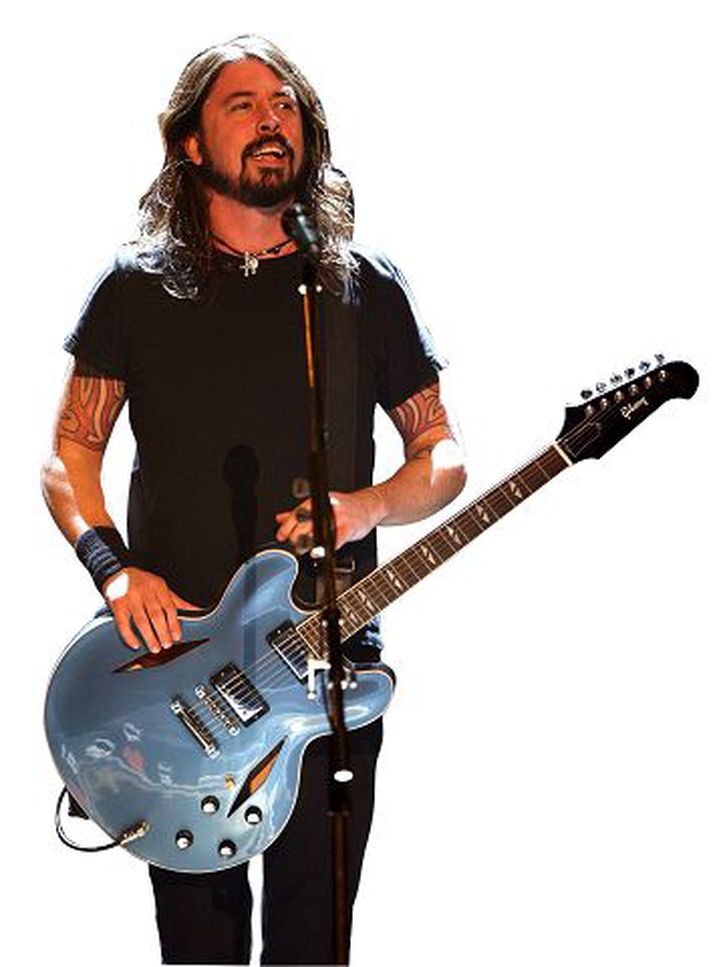 Ofurgrúppa Dave Grohl fer í tónleikaferð um Bretland í desember.