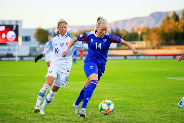 Hlín Eiríksdóttir kemur inn í íslenska byrjunarliðið.