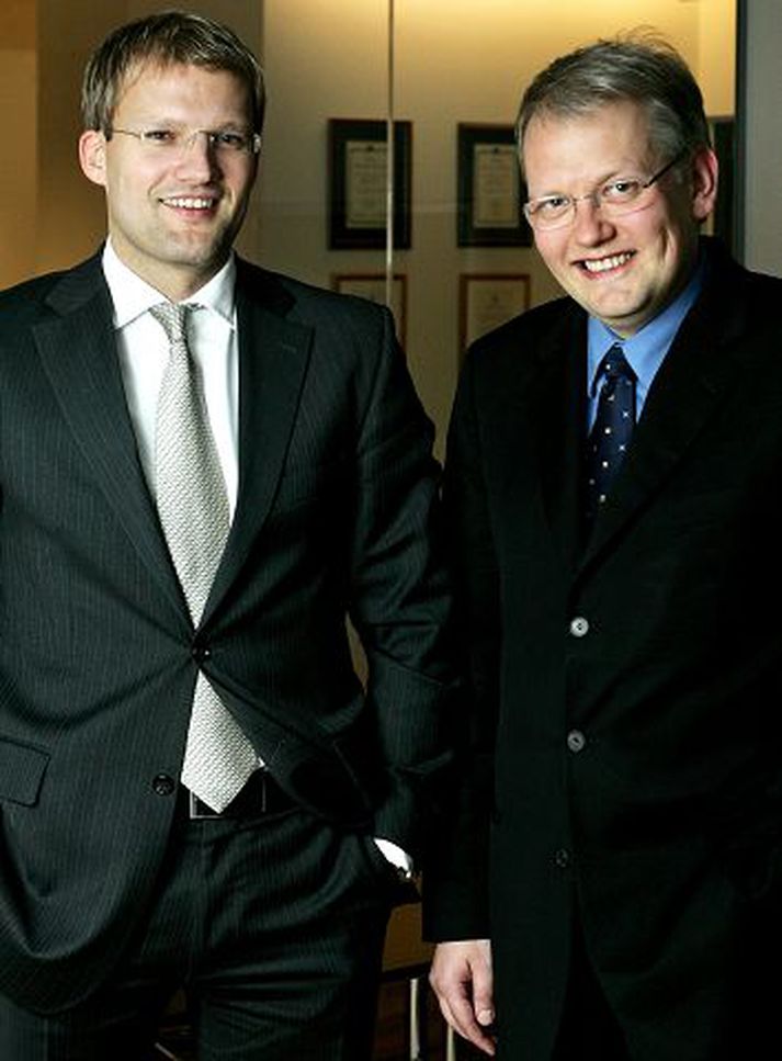 Róbert Wessman forstjóri og Sigurður Óli Ólason, aðstoðarforstjóri Actavis.  