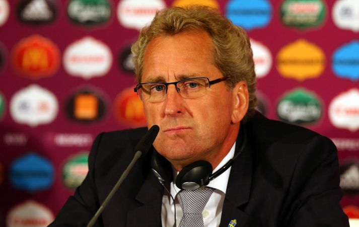 Hamren á blaðamannafundi eftir leikinn gegn Englandi