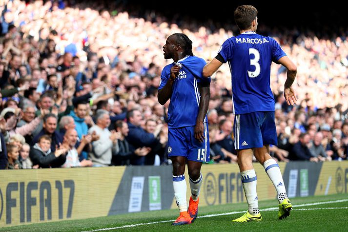 Marcos Alonso og Victor Moses