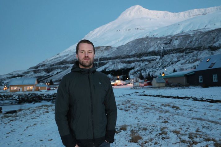 Bjarki hefur ekki haft nokkurn tíma til að huga að jólunum. Hann lenti í flóðinu miðju en Mósesmúli varð honum til bjargar.