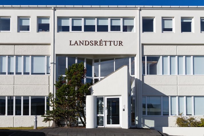 Landsréttur