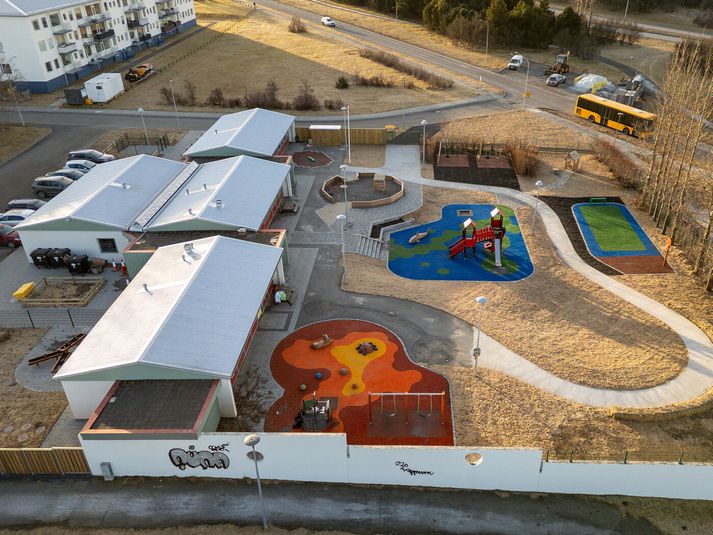 Hluti foreldra leikskólabarna hafa brugðist við og breytt dvalartíma í samræmi við Reykjavíkurleiðina. 