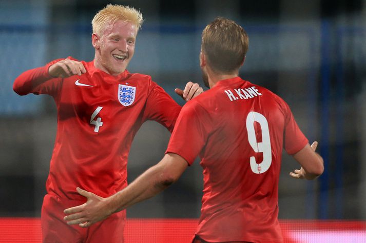 William Hughes fagnar marki sínu.