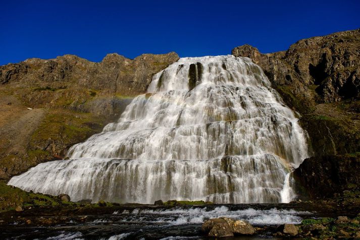 Dynjandisfoss er að finna innan fyrirhugaðs þjóðgarðs.