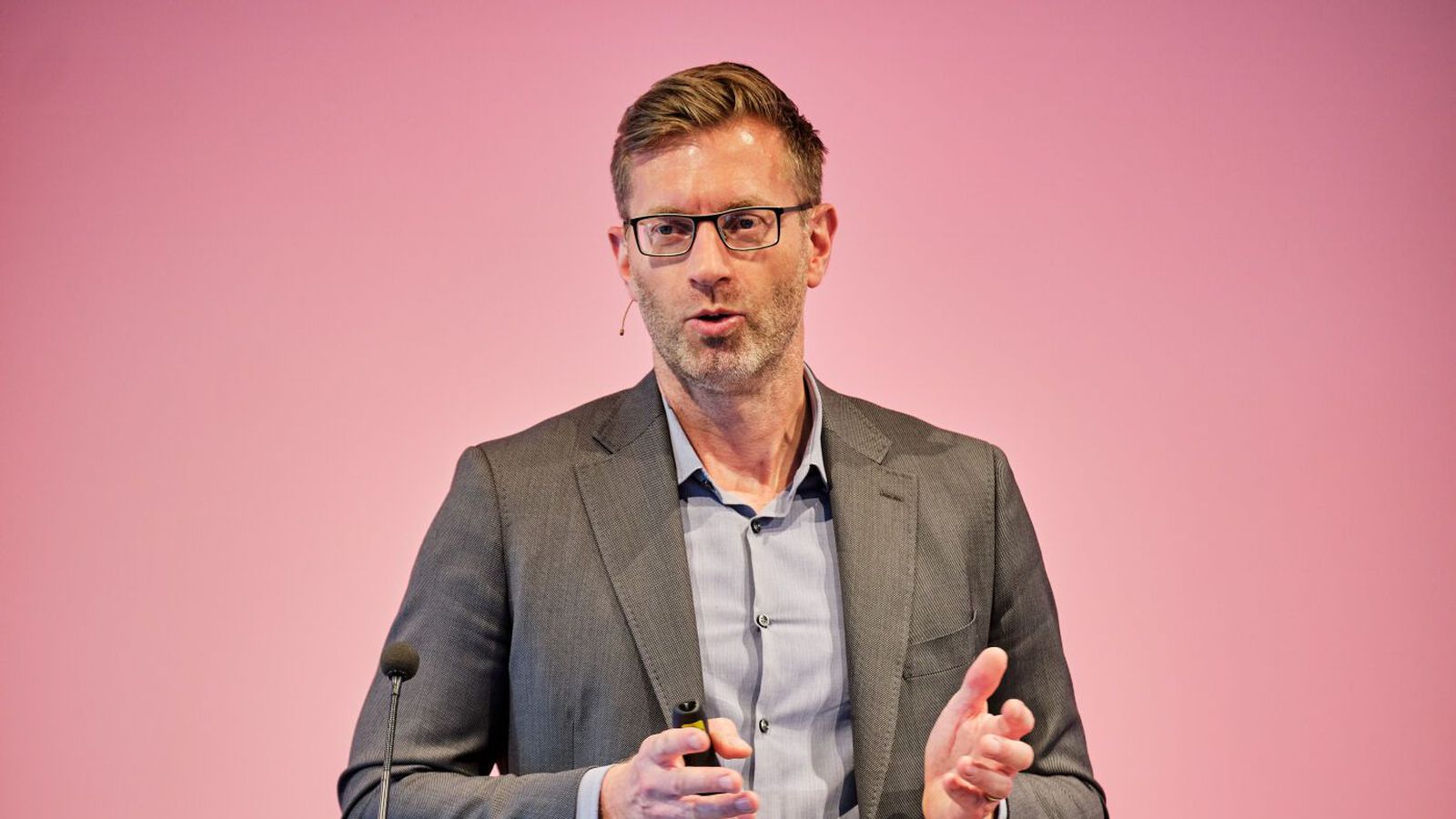 Stjórn Ís­lands­banka vill greiða tólf milljarða í arð