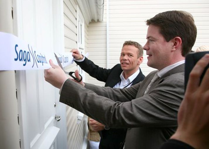 Frá opnun Saga Capital á Akureyri. Á myndinni eru Björgvin G. Sigurðsson og Þorvaldur Lúðvík Sigurjónsson.