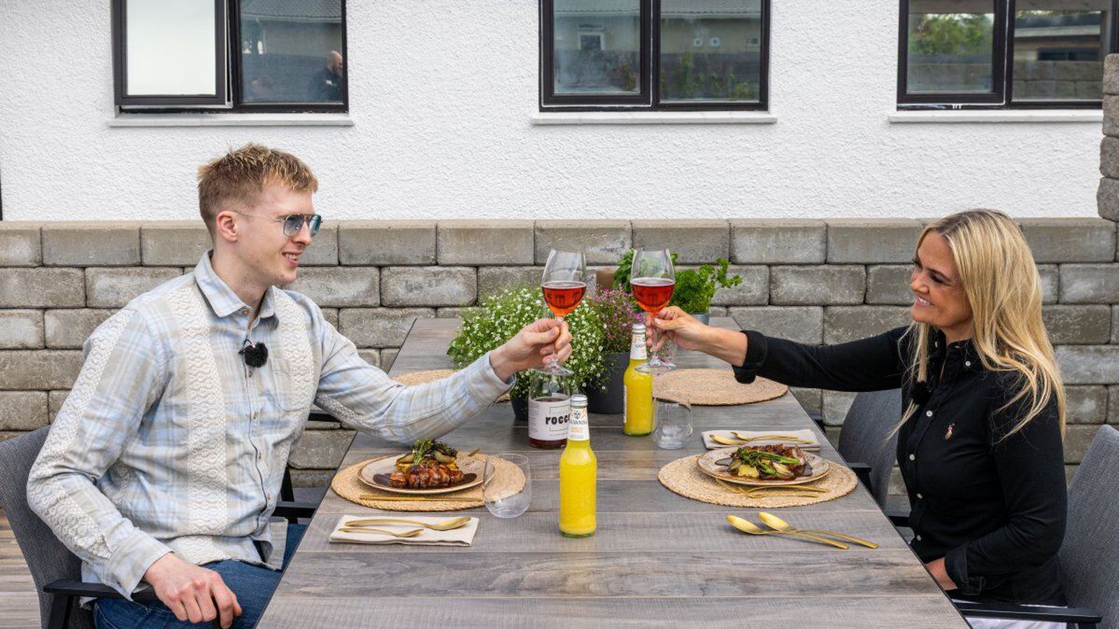 Kokkur ársins grillar tvo rétti sem allir geta leikið eftir
