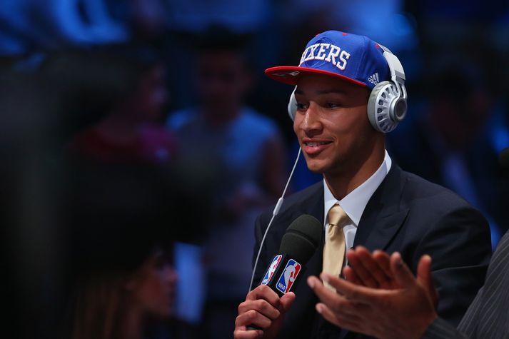 Ben Simmons er ætlað að rífa Philadelphia 76ers upp eftir erfið ár.