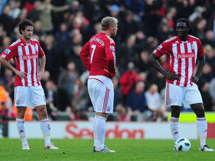 Eiður Smári Guðjohnsen og Kenwyne Jones.