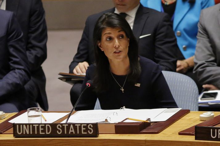 Nikki Haley, sendifulltrúi Bandaríkjanna hjá SÞ, vill að kosið verði um olíusölubannið strax eftir helgi.