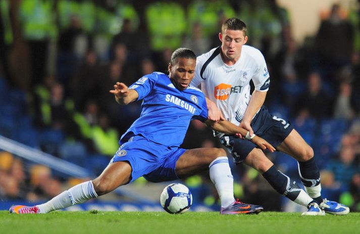 Gary Cahill og Didier Drogba.