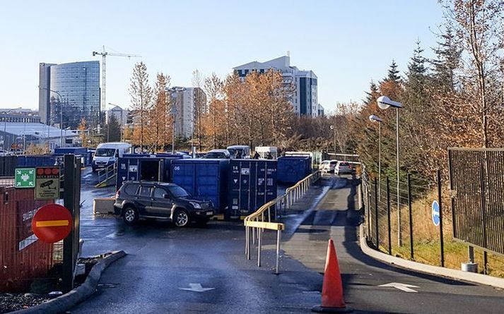 Endurvinnslustöð Sorpu við Dalveg í Kópavogi. 