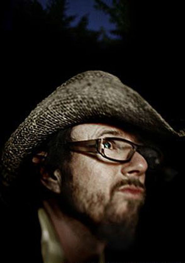 Íslandsvinurinn Uli M. Schueppel leikstýrði Slinginu og stýrir Berlin Song.