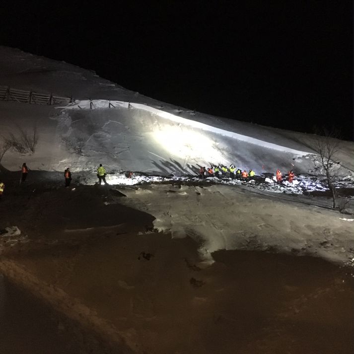 Snjóflóðið var ekki stórt en bæði þykkt og þétt.