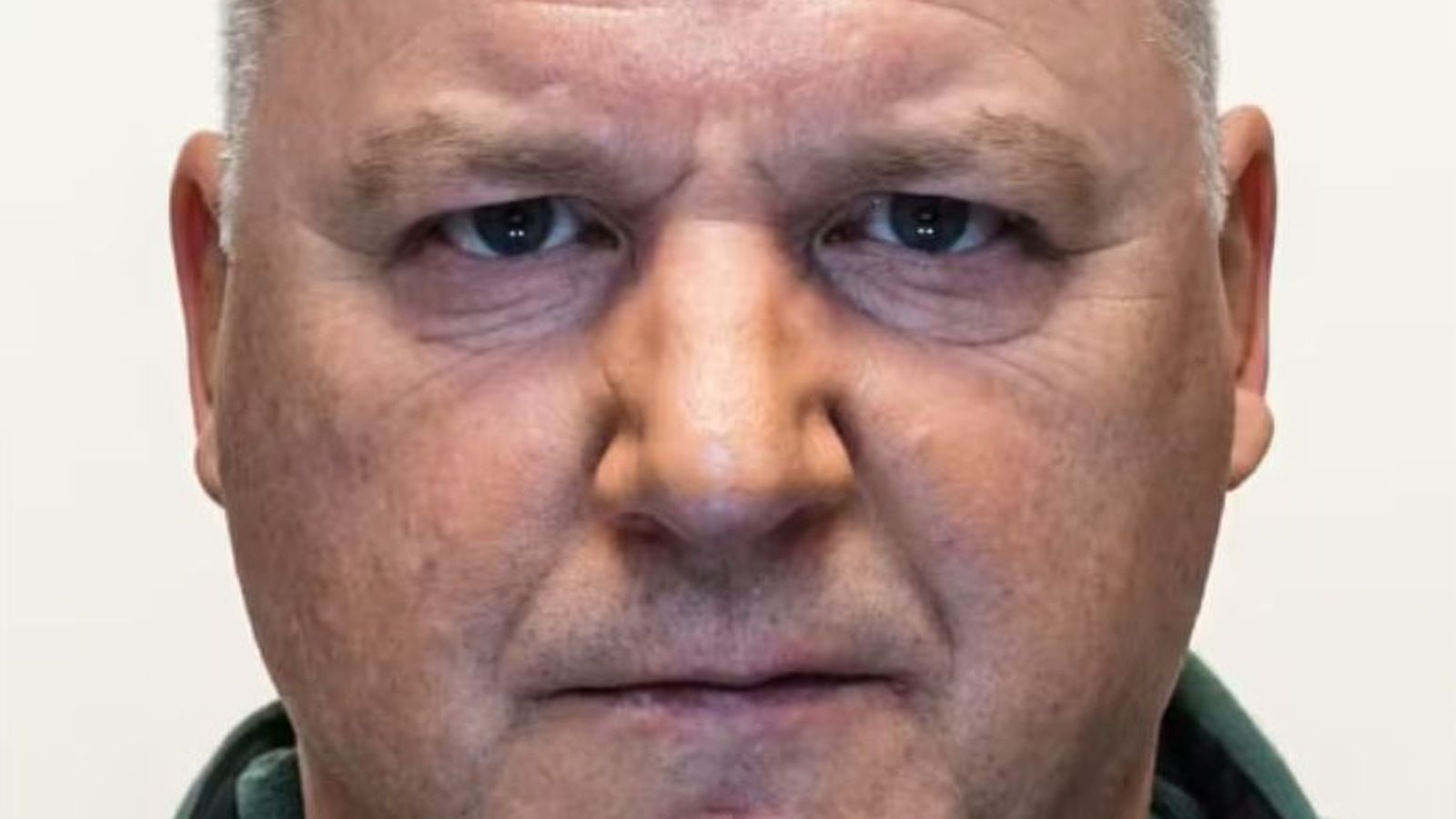 „Hættu­legasti maður Noregs“ fannst látinn í fanga­klefa