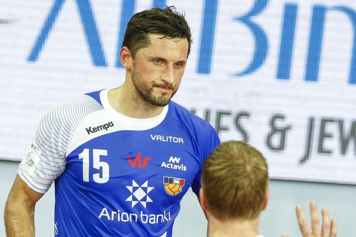 Alexander Petersson í leik með íslenska landsliðinu í handbolta.