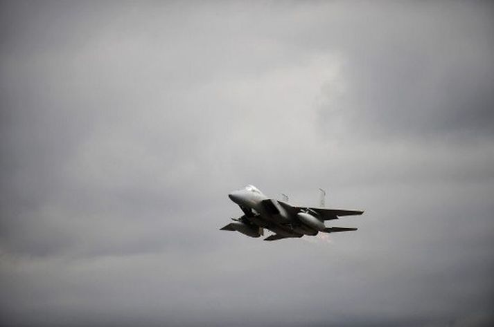 F 15 vél, eins og vélarnar sem Bandaríkjamenn nota hér á landi.