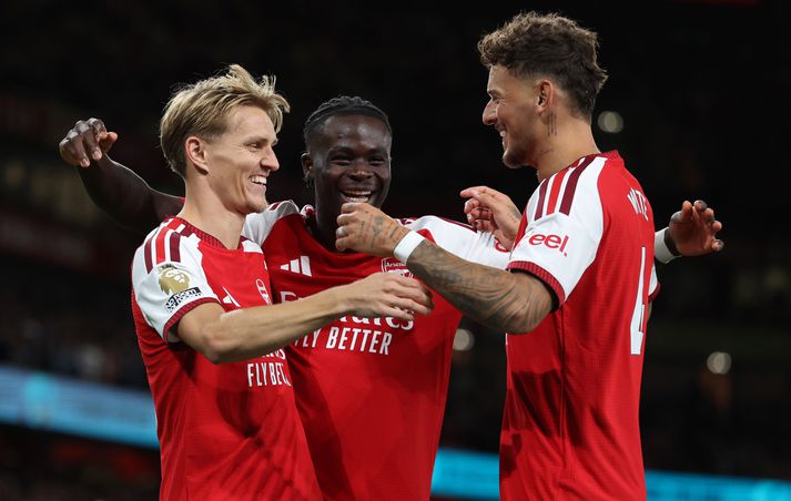 Arsenal byrjaði tímabilið með látum gegn nýliðunum. 