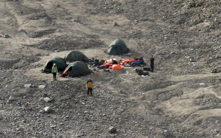 Tjaldbúðirnar sem hópurinn var í þegar björninn gerði árás. Mynd/ afp.