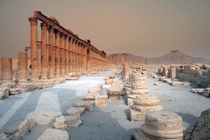Palmyra er að finna um 200 kílómetrum norðaustur af sýrlensku höfuðborginni Damaskus.