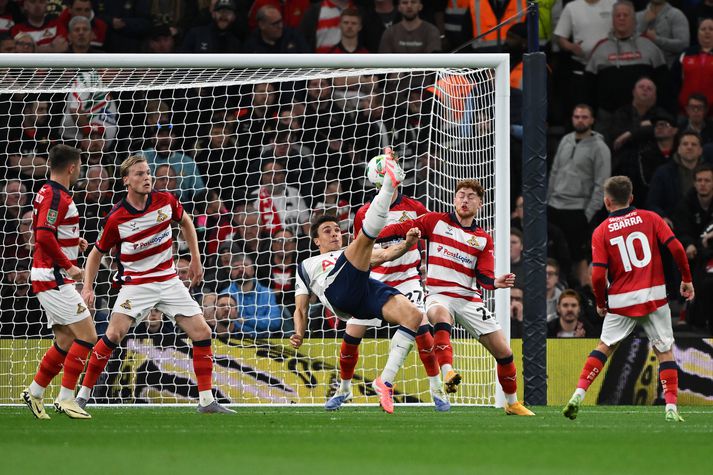 Joao Palhinha skoraði úr hjólhestaspyrnu fyrir Tottenham gegn Doncaster. 