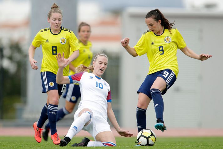 Dagný Brynjarsdóttir í leiknum í gær.