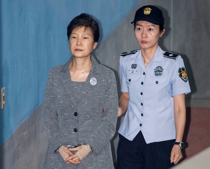Park Geun-hye var leidd fyrir dómara í morgunn.