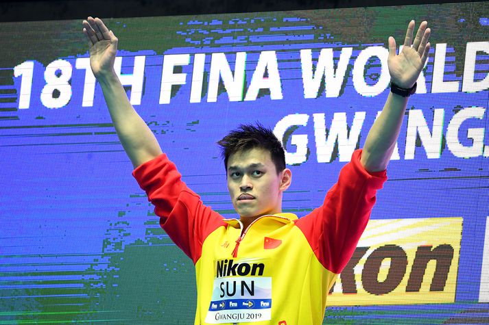 Sun Yang vann tvenn gullverðlaun á HM í 50 metra laug í Gwangju.