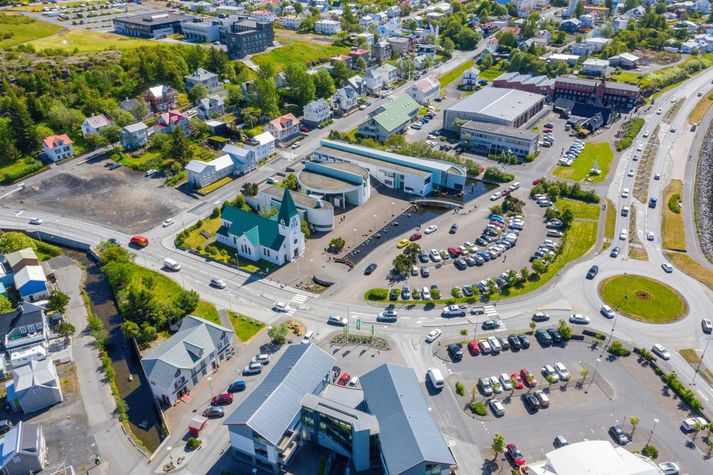 Flest brot mannsins voru framin í Hafnarfirði eða þegar hann var í haldi lögreglu.