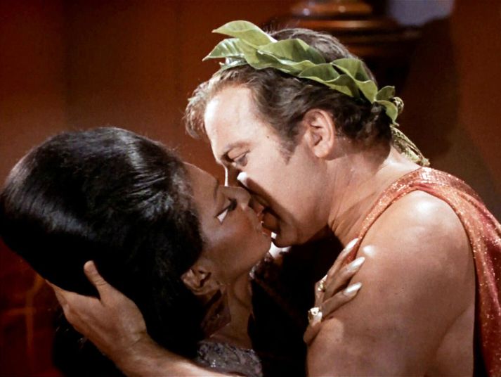 LOS ANGELES - NOVEMBER 22: Nichelle Nichols as Uhura and William Shatner as Captain James T. Kirk in the STAR TREK episode, “Plato's Stepchildren.”  Original air date, November 22, 1968.  Season 3, episode 10.  Image is a screen grab.  (Photo by CBS via Getty Images)