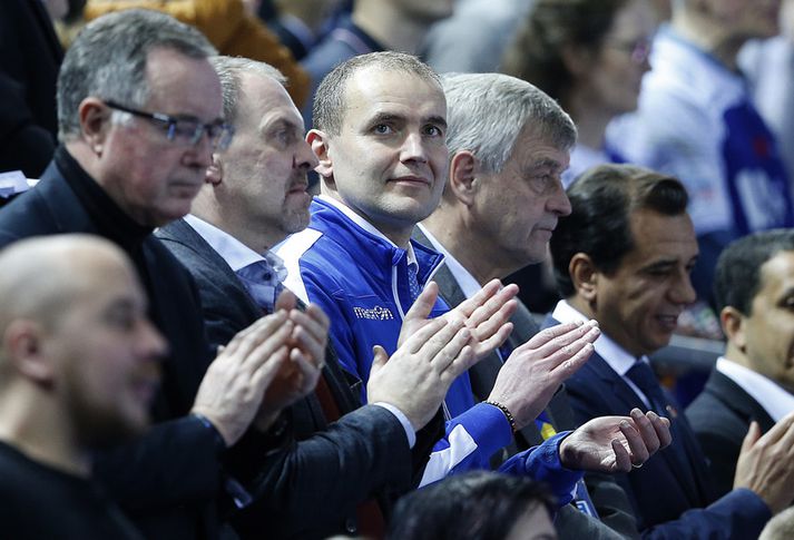 Herra Guðni Th. Jóhannesson, forseti Íslands, fylgist með íslenska landsliðinu á HM i handbolta.