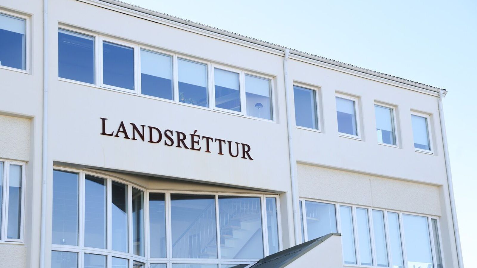 Fær 5,7 milljónir af því að kona var ráðin en ekki hann