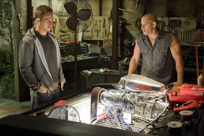 Þeir Vin Diesel og Paul Walker voru miklir vinir. Furious-myndirnar eru nú orðnar sjö talsins og sú síðasta er langvinsælust.