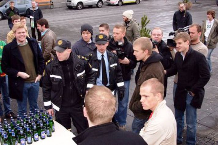 Bjórsala á Lækjartorgi fyrir tveimur árum síðan.