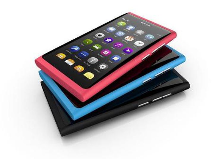 Nokia N9 snjallsíminn var sagður vera skref í rétt átt fyrir Finnska farsímaframleiðandann.