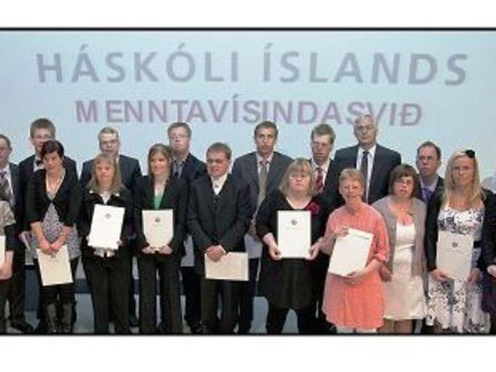 22 nemenda hópur útskrifaðist úr diplómanáminu Námstíminn var ómetanlegur tími og lærdómsríkur fyrir alla sem að því komu, nemendur sem og starfsfólk, segir Guðrún V. Stefánsdóttir, lektor á Menntavísindasviði Háskóla Íslands.mynd/Kristinn ingvarsson